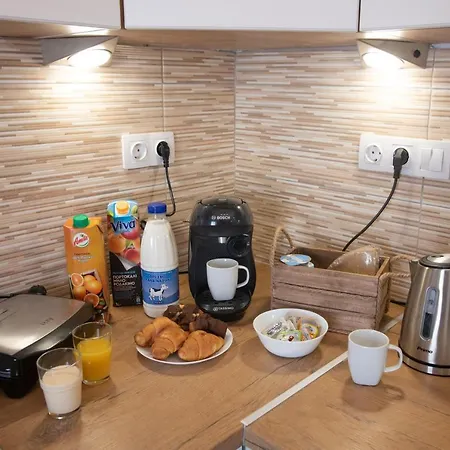 F&i Maisonette Апартаменты Naxos City