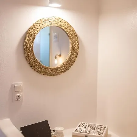 F&i Maisonette Apartamento Naxos City