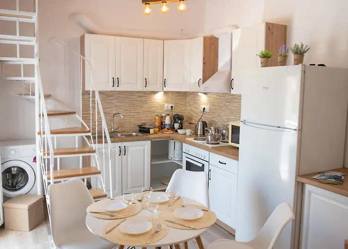 Апартаменты F&i Maisonette *