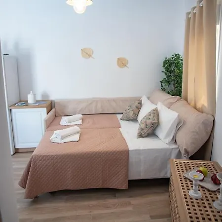 F&i Maisonette Apartment Naxos City